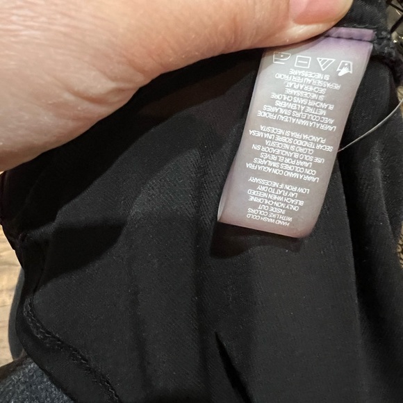 Largerfeld Paris Black Ruffle V Neck Blouse Large - Picture 4 of 4